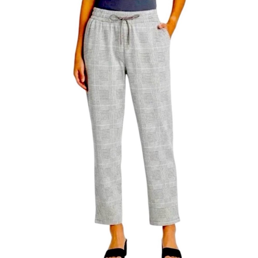 A New Day Women’s Pull on Ankle pants Size L NEW gray plaid